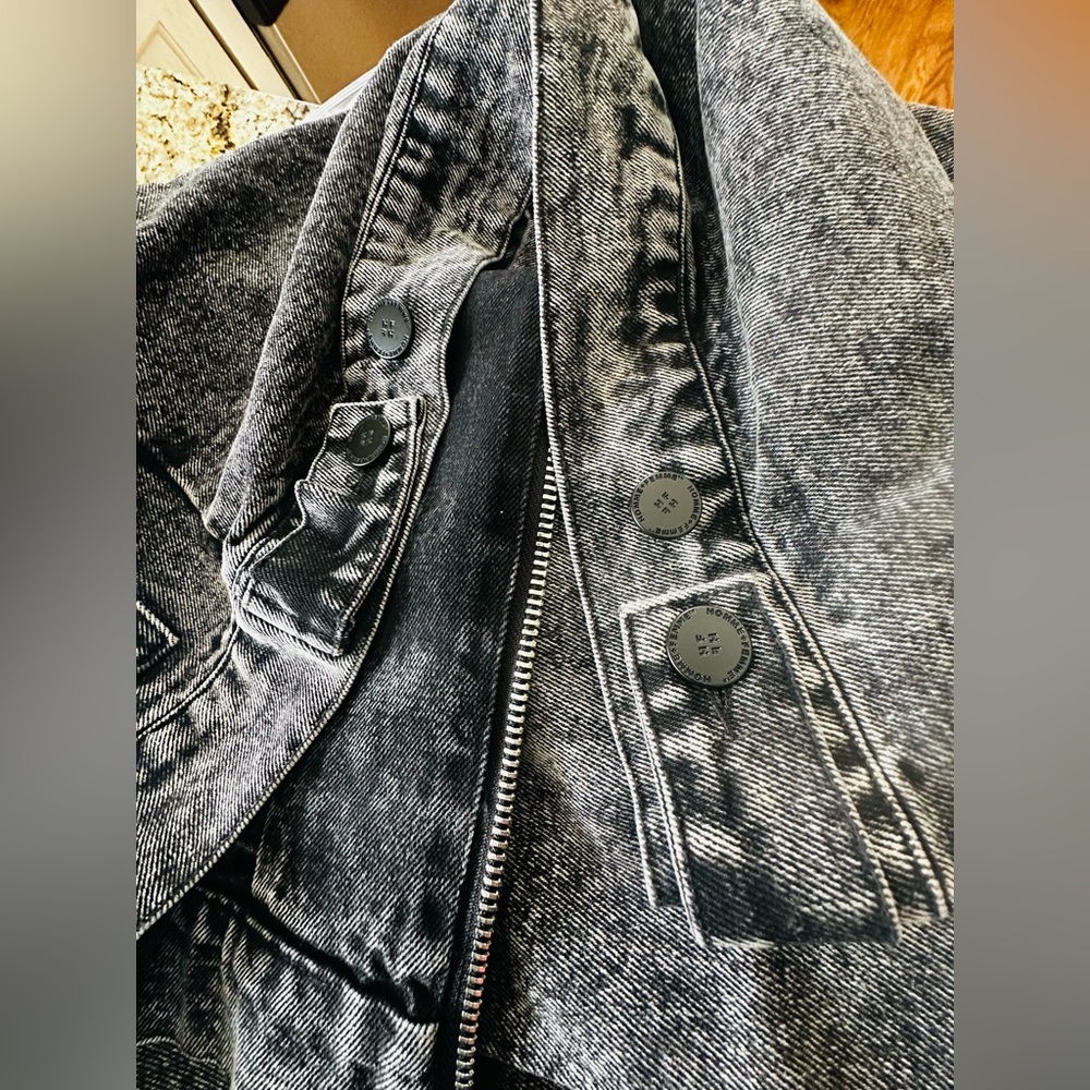 Homme Femme NWT Men’s/Women’s Black Denim Jacket Sz S 22”P2P - Picture 10 of 10